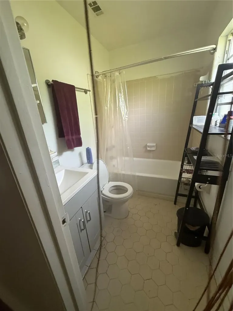 2188 NW 42nd Avenue Gainesville FL 32605