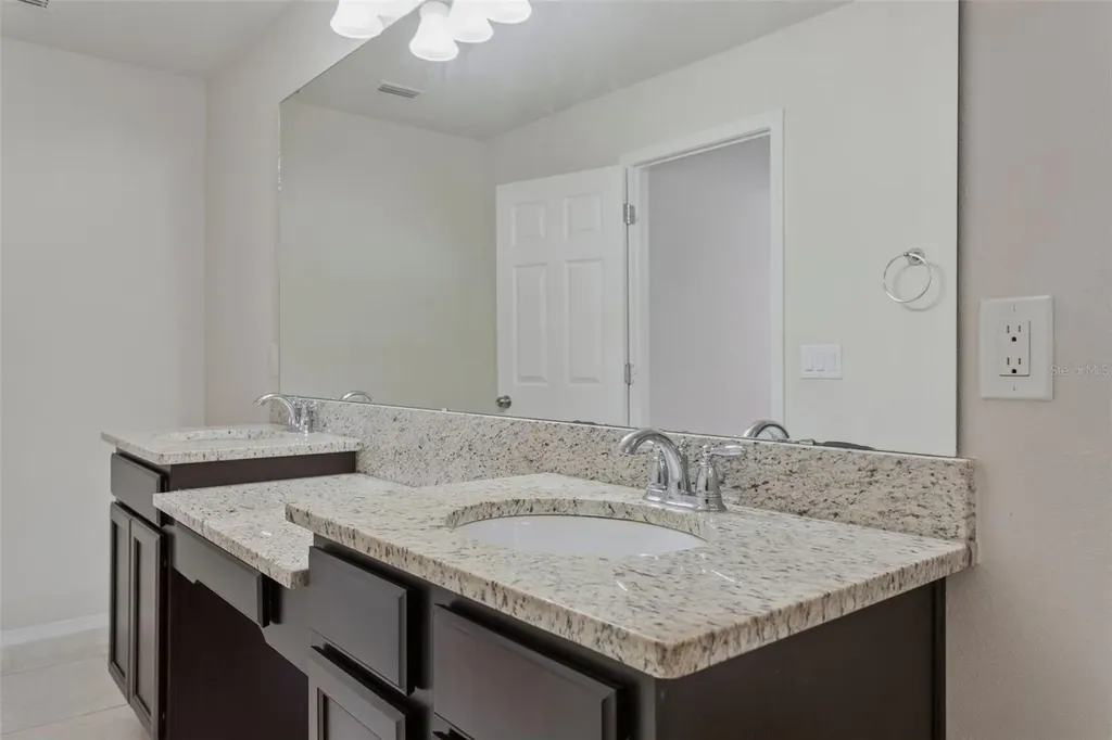 4751 White Sanderling Court Tampa FL 33619