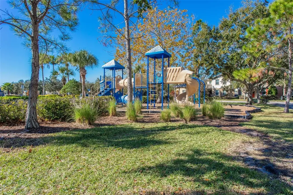 4751 White Sanderling Court Tampa FL 33619