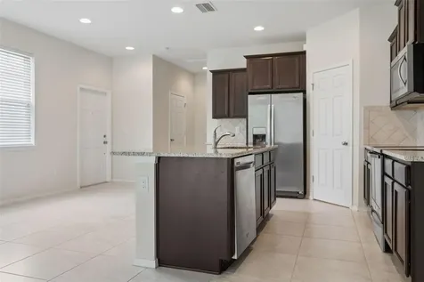 4751 White Sanderling Court Tampa FL 33619