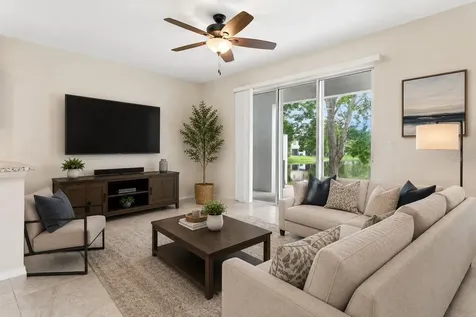 4751 White Sanderling Court Tampa FL 33619