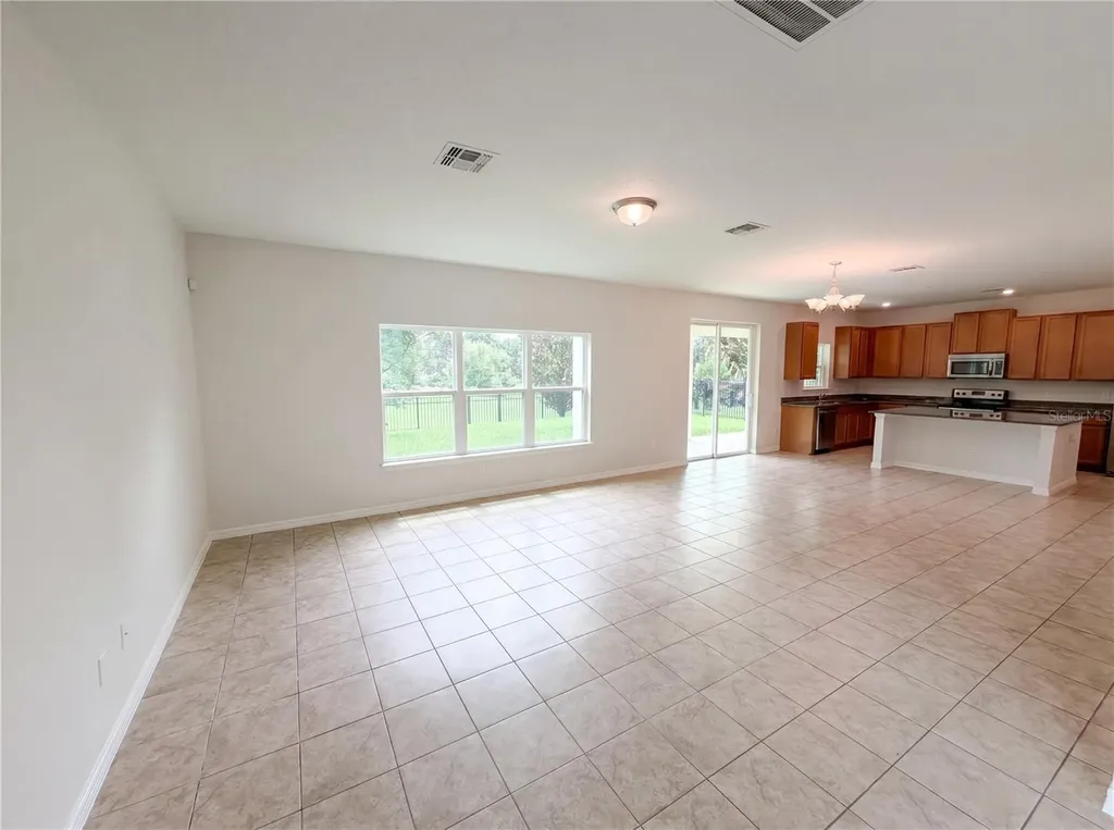 811 Maple Leaf Loop Winter Springs FL 32708
