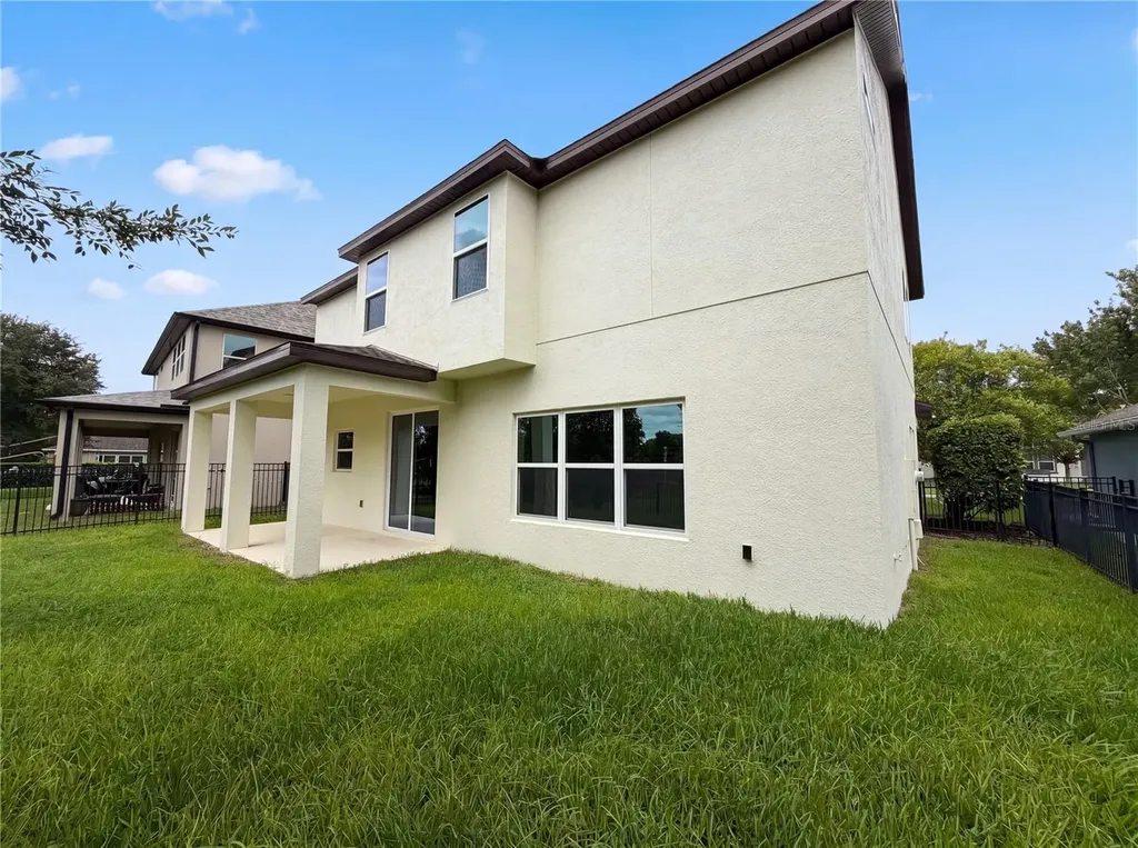 811 Maple Leaf Loop Winter Springs FL 32708