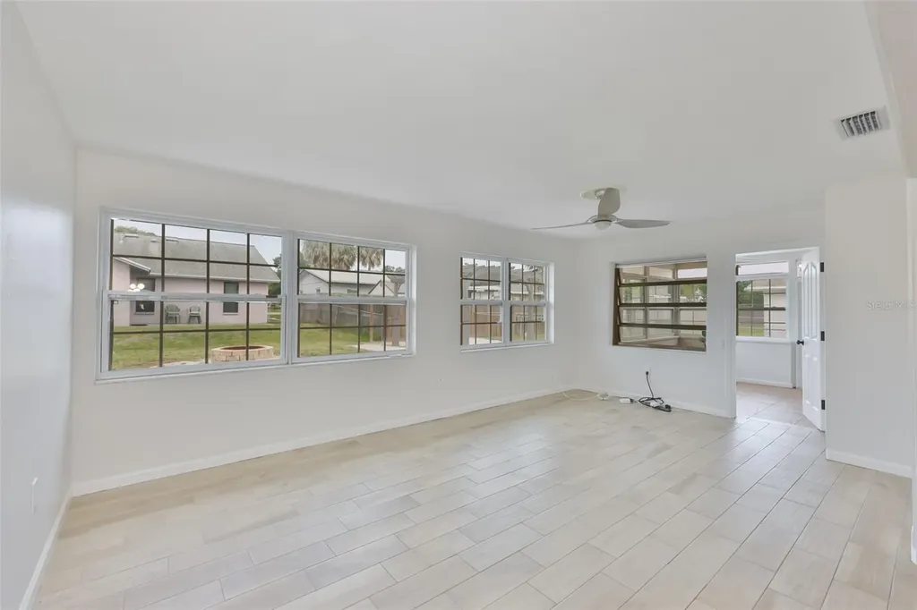 7824 115th Street Seminole FL 33772