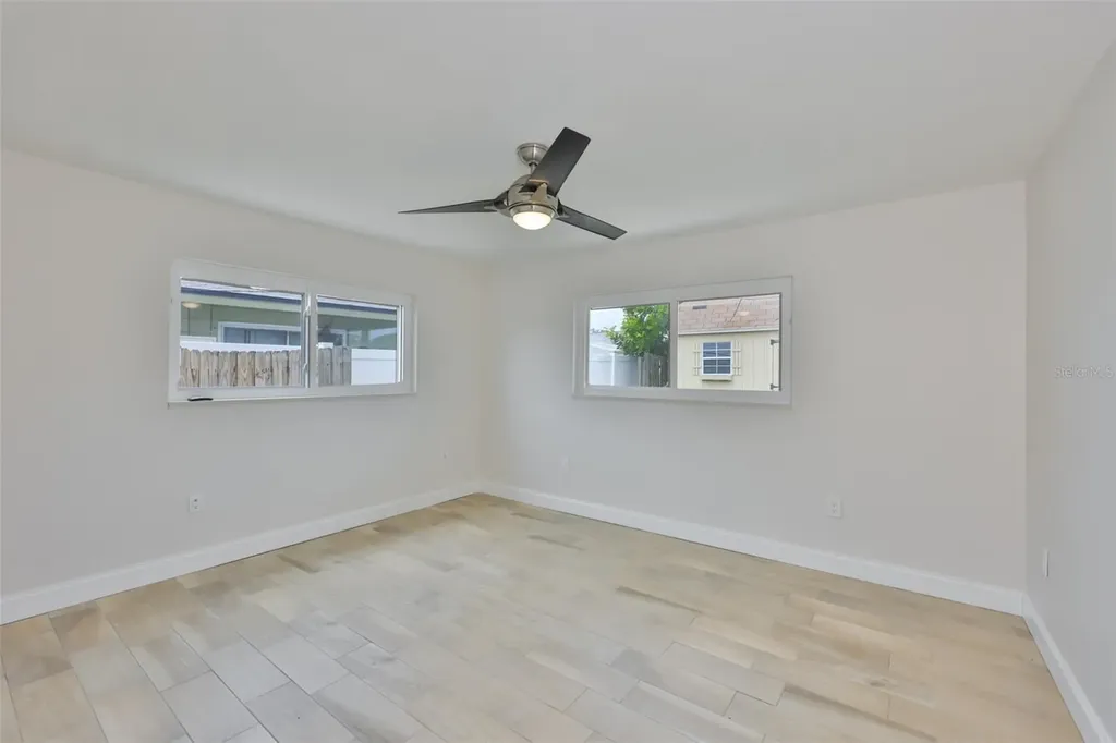 7824 115th Street Seminole FL 33772