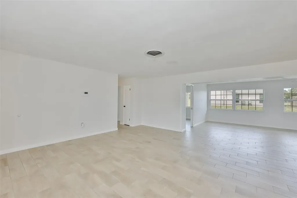 7824 115th Street Seminole FL 33772
