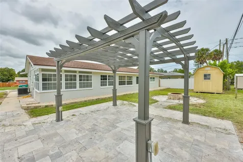 7824 115th Street Seminole FL 33772