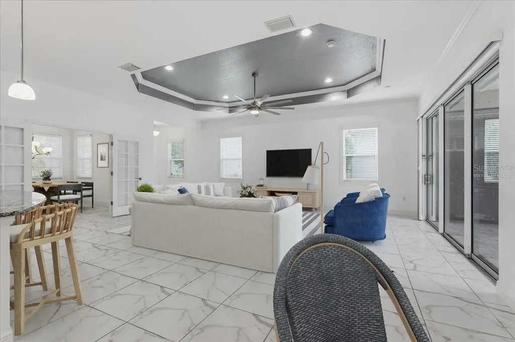 3613 Woodcliff Lake Terrace Sarasota FL 34243