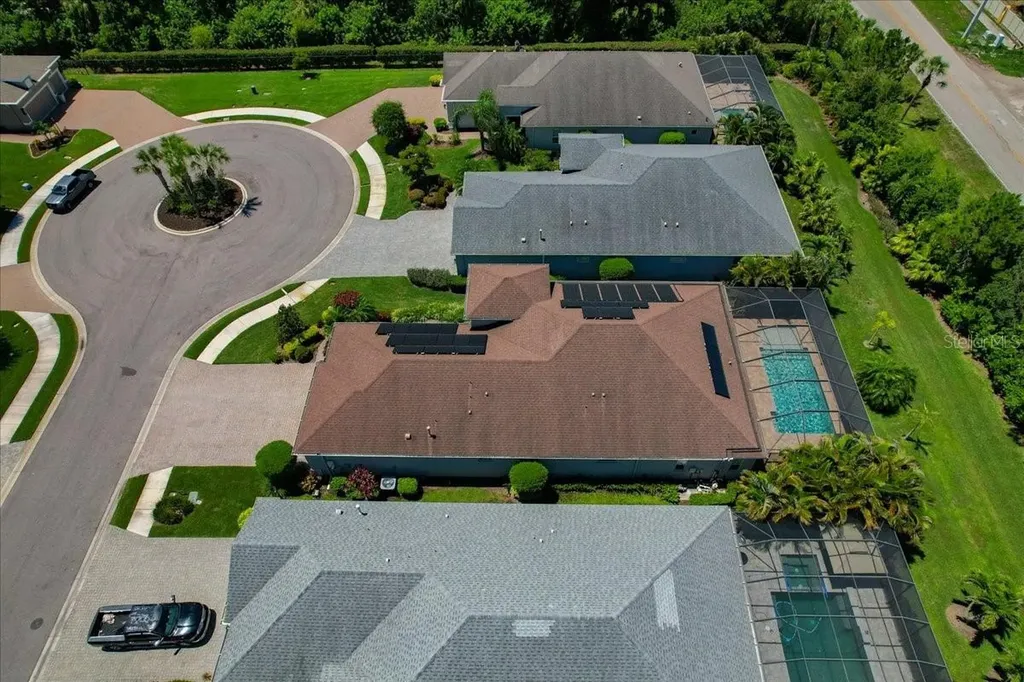 3613 Woodcliff Lake Terrace Sarasota FL 34243