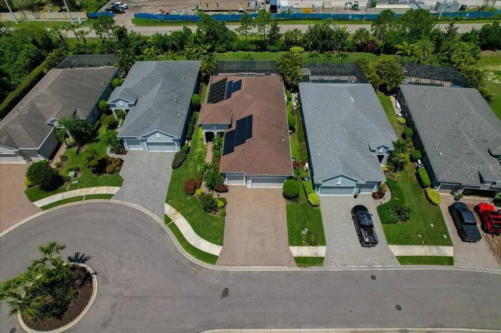 3613 Woodcliff Lake Terrace Sarasota FL 34243