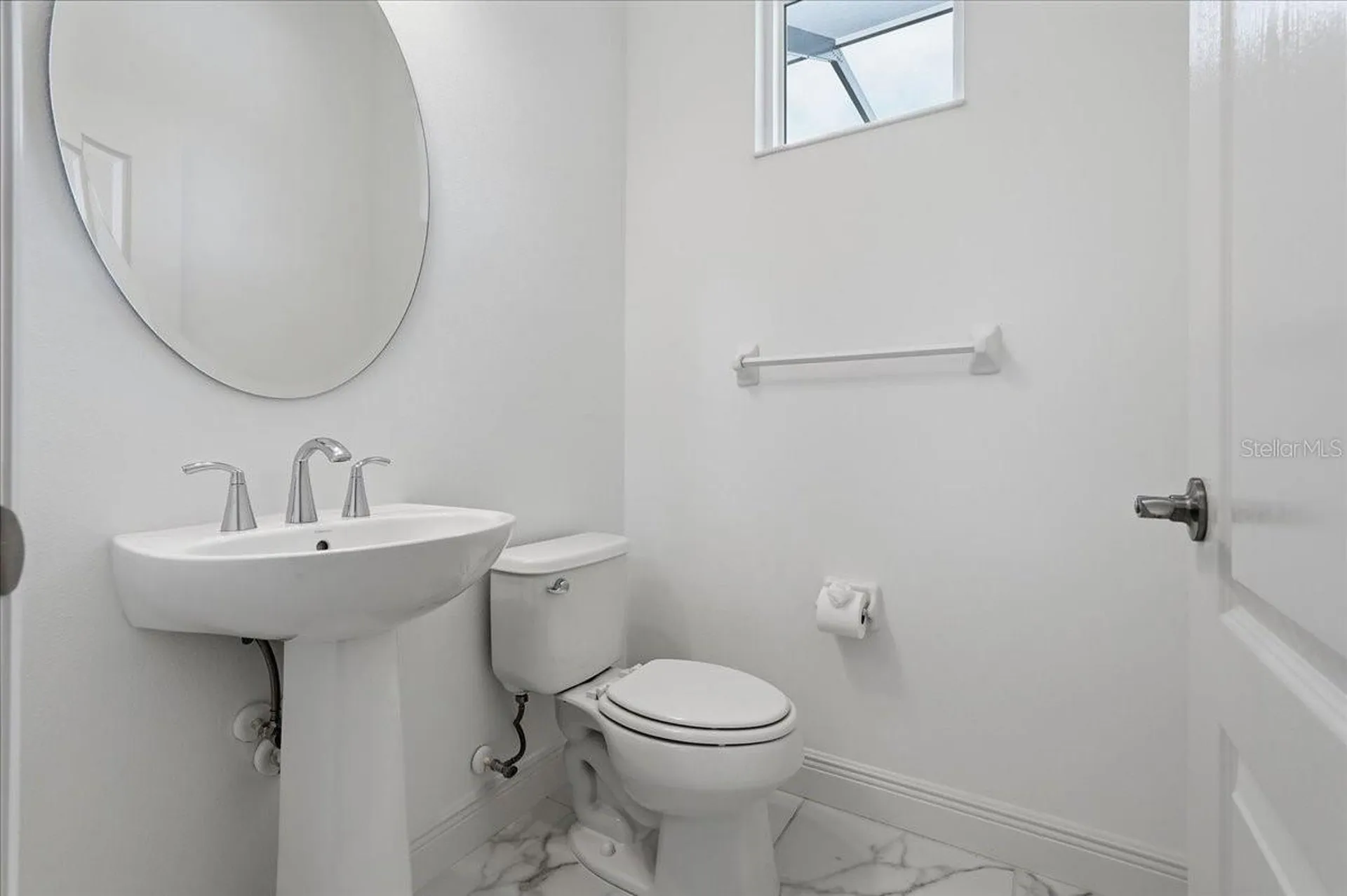 3613 Woodcliff Lake Terrace Sarasota FL 34243