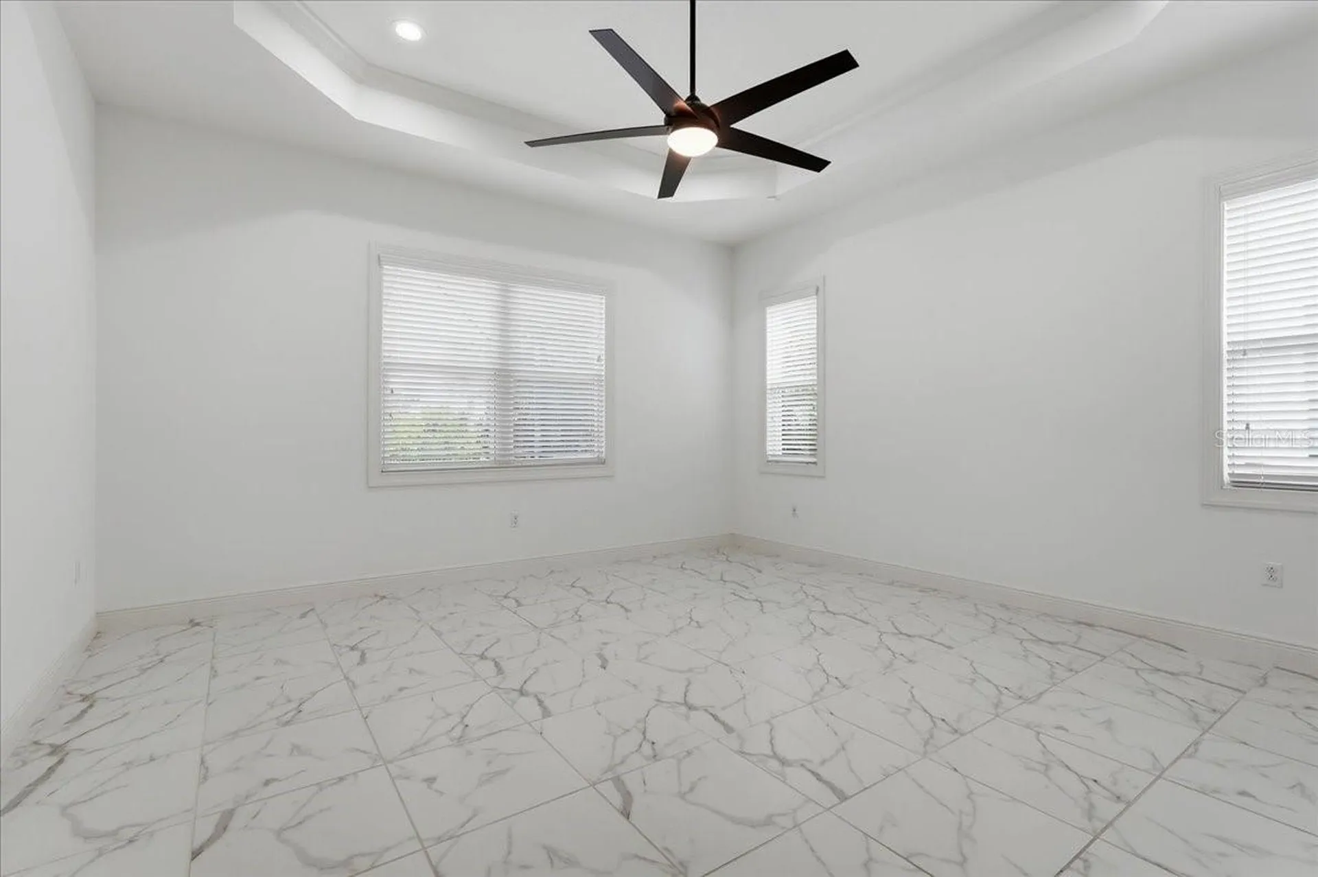 3613 Woodcliff Lake Terrace Sarasota FL 34243