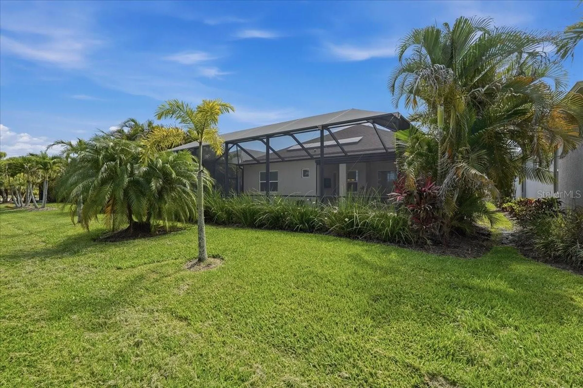 3613 Woodcliff Lake Terrace Sarasota FL 34243