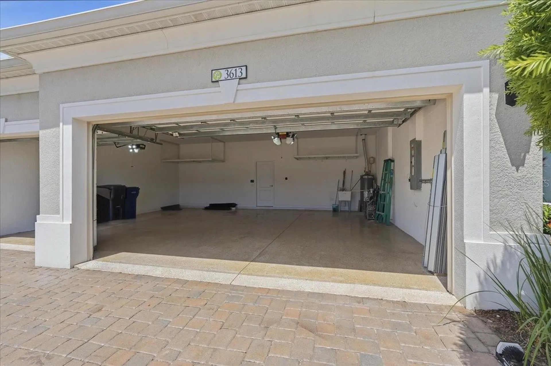 3613 Woodcliff Lake Terrace Sarasota FL 34243