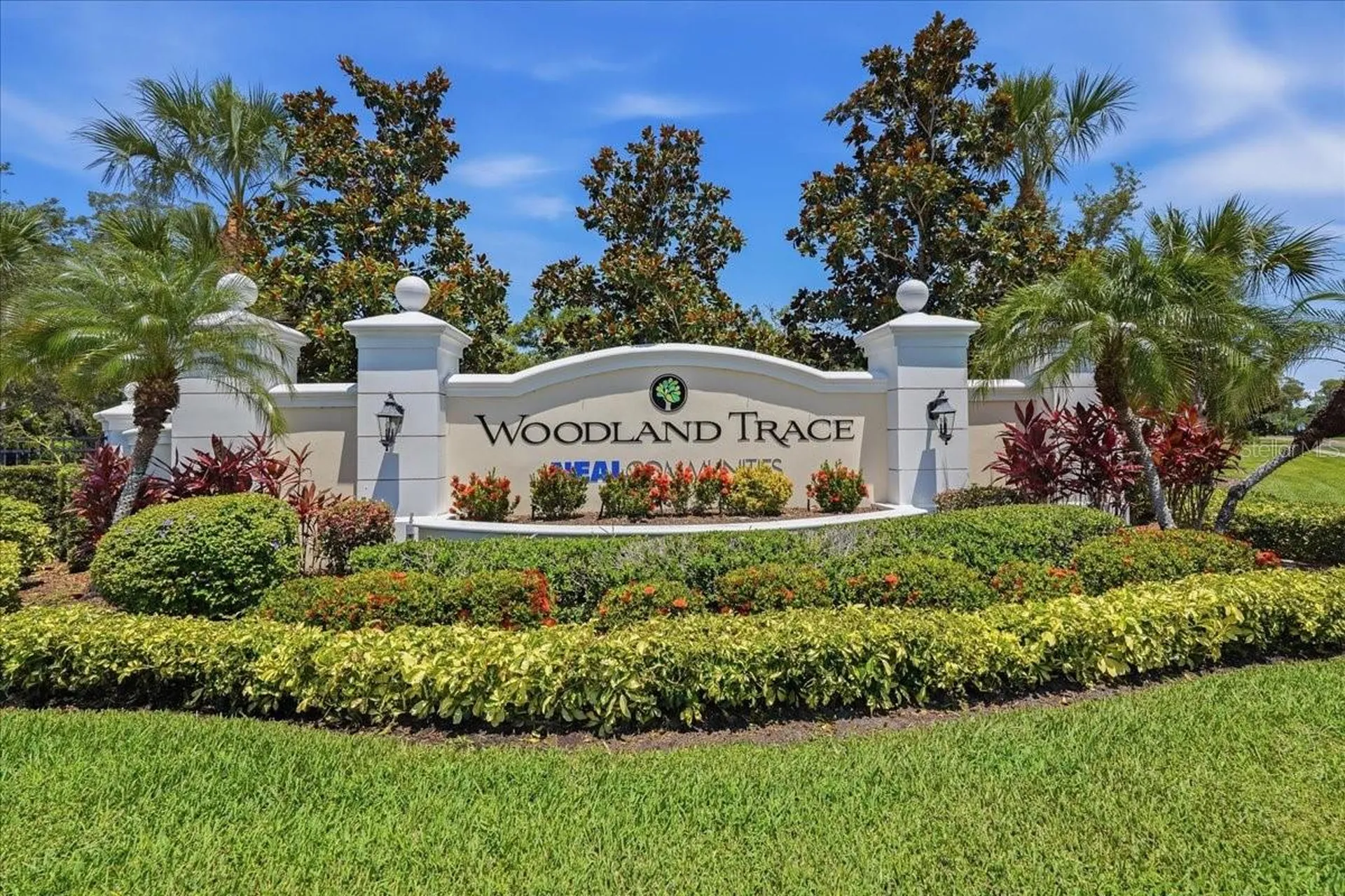 3613 Woodcliff Lake Terrace Sarasota FL 34243