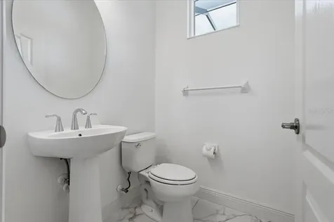 3613 Woodcliff Lake Terrace Sarasota FL 34243