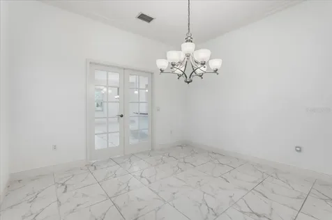 3613 Woodcliff Lake Terrace Sarasota FL 34243