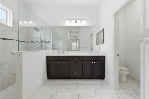 3613 Woodcliff Lake Terrace Sarasota FL 34243