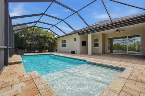 3613 Woodcliff Lake Terrace Sarasota FL 34243
