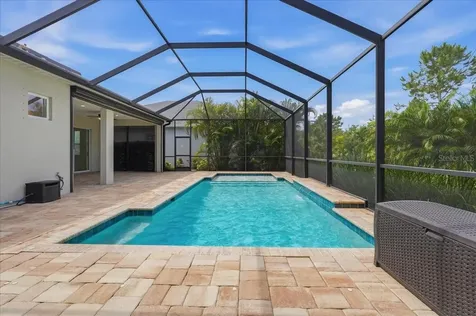 3613 Woodcliff Lake Terrace Sarasota FL 34243