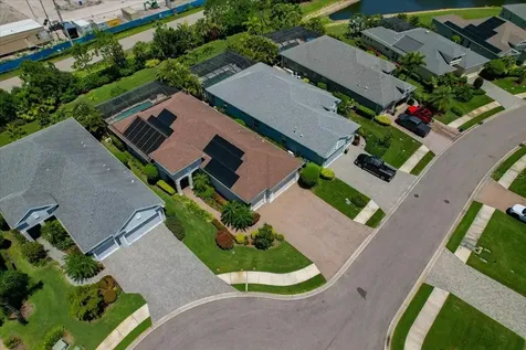 3613 Woodcliff Lake Terrace Sarasota FL 34243