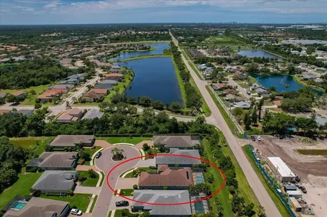 3613 Woodcliff Lake Terrace Sarasota FL 34243