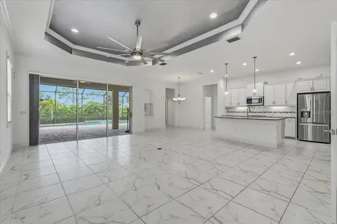 3613 Woodcliff Lake Terrace Sarasota FL 34243