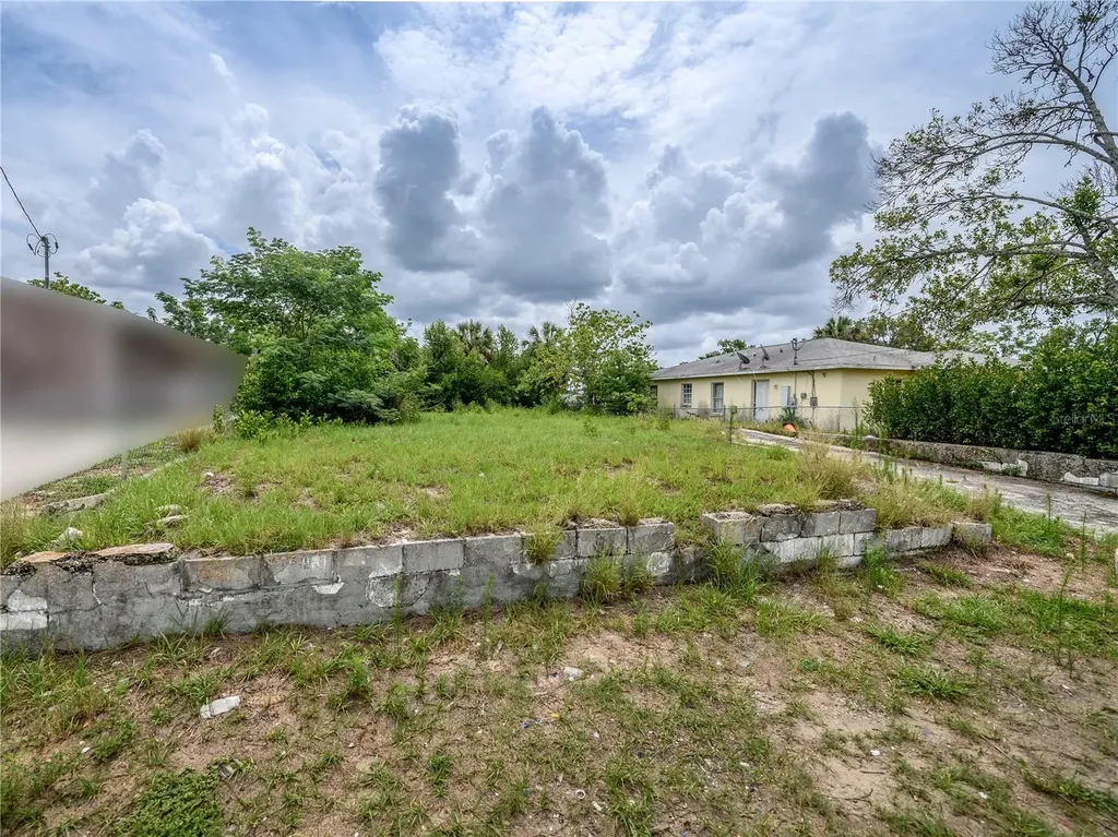3621 N 55th Street Tampa FL 33619