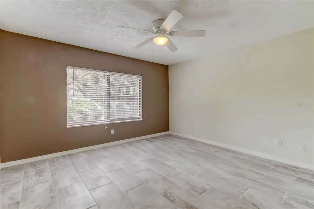 10406 Reclinata Lane Tampa FL 33618