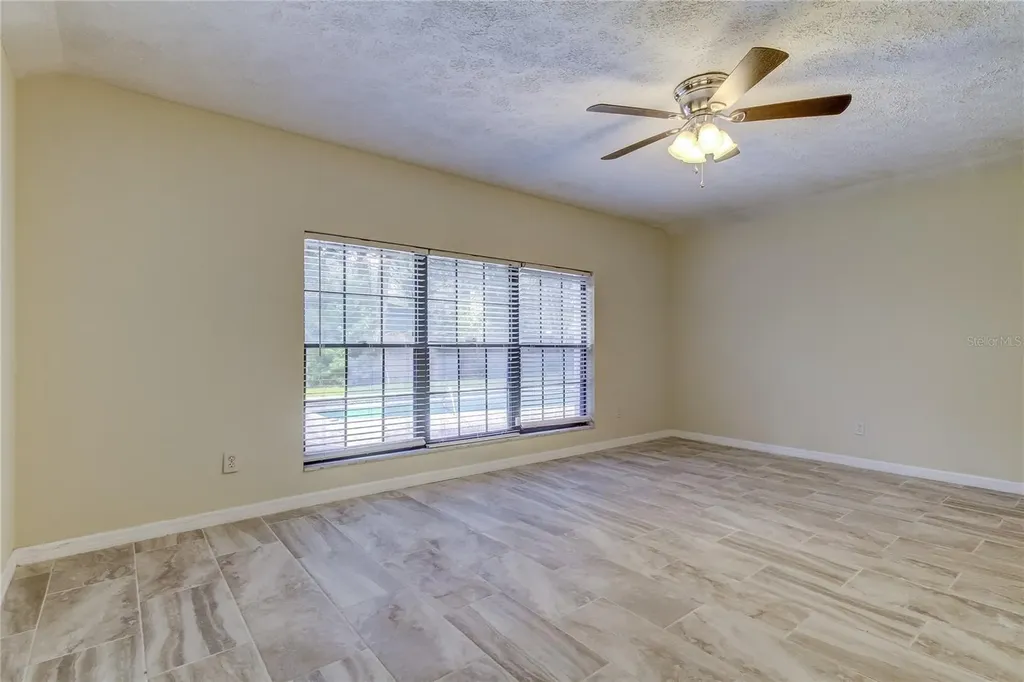 10406 Reclinata Lane Tampa FL 33618