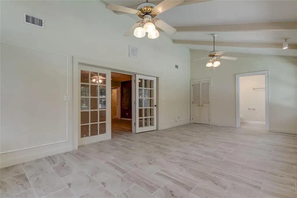 10406 Reclinata Lane Tampa FL 33618