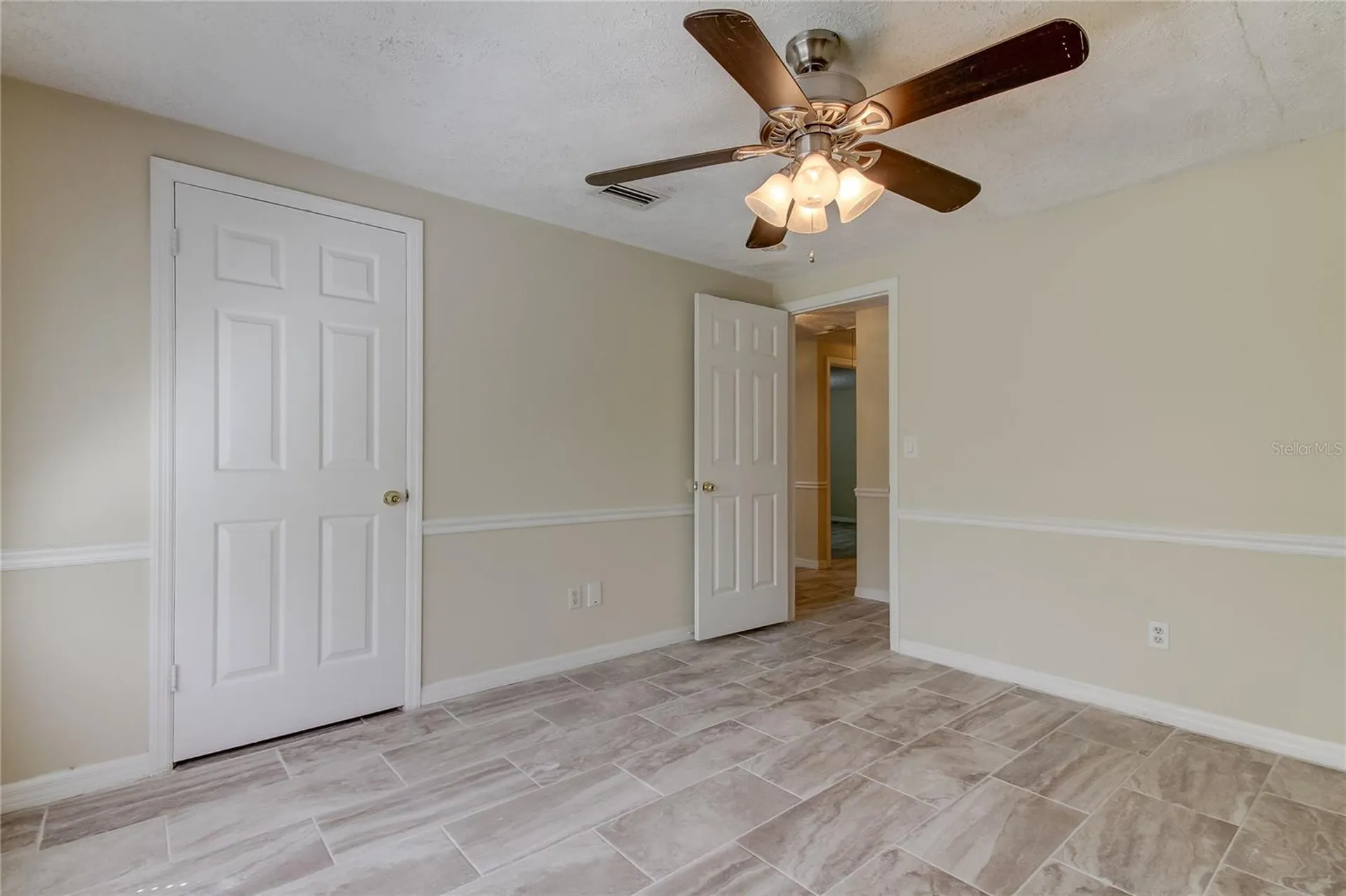 10406 Reclinata Lane Tampa FL 33618