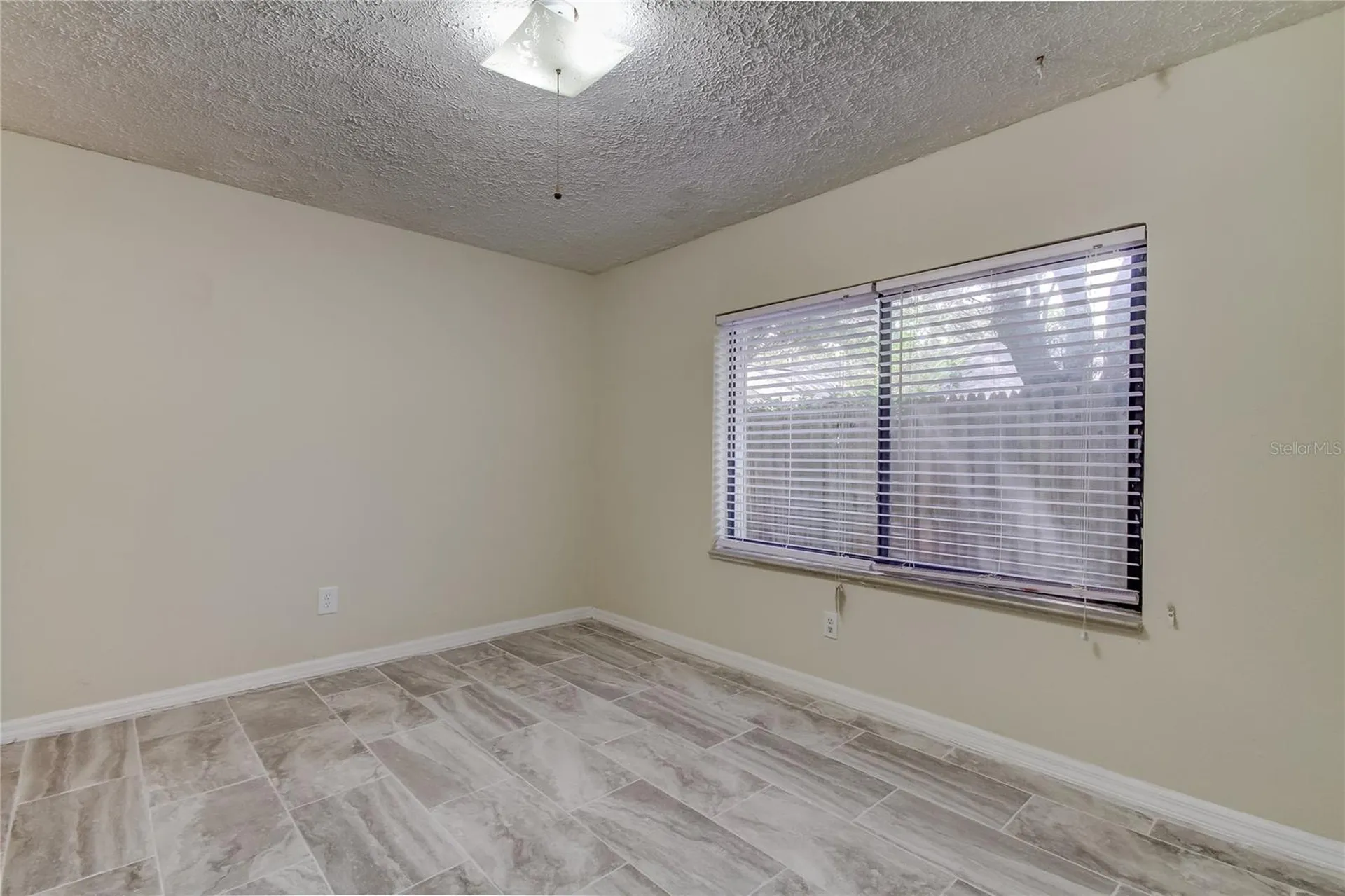 10406 Reclinata Lane Tampa FL 33618