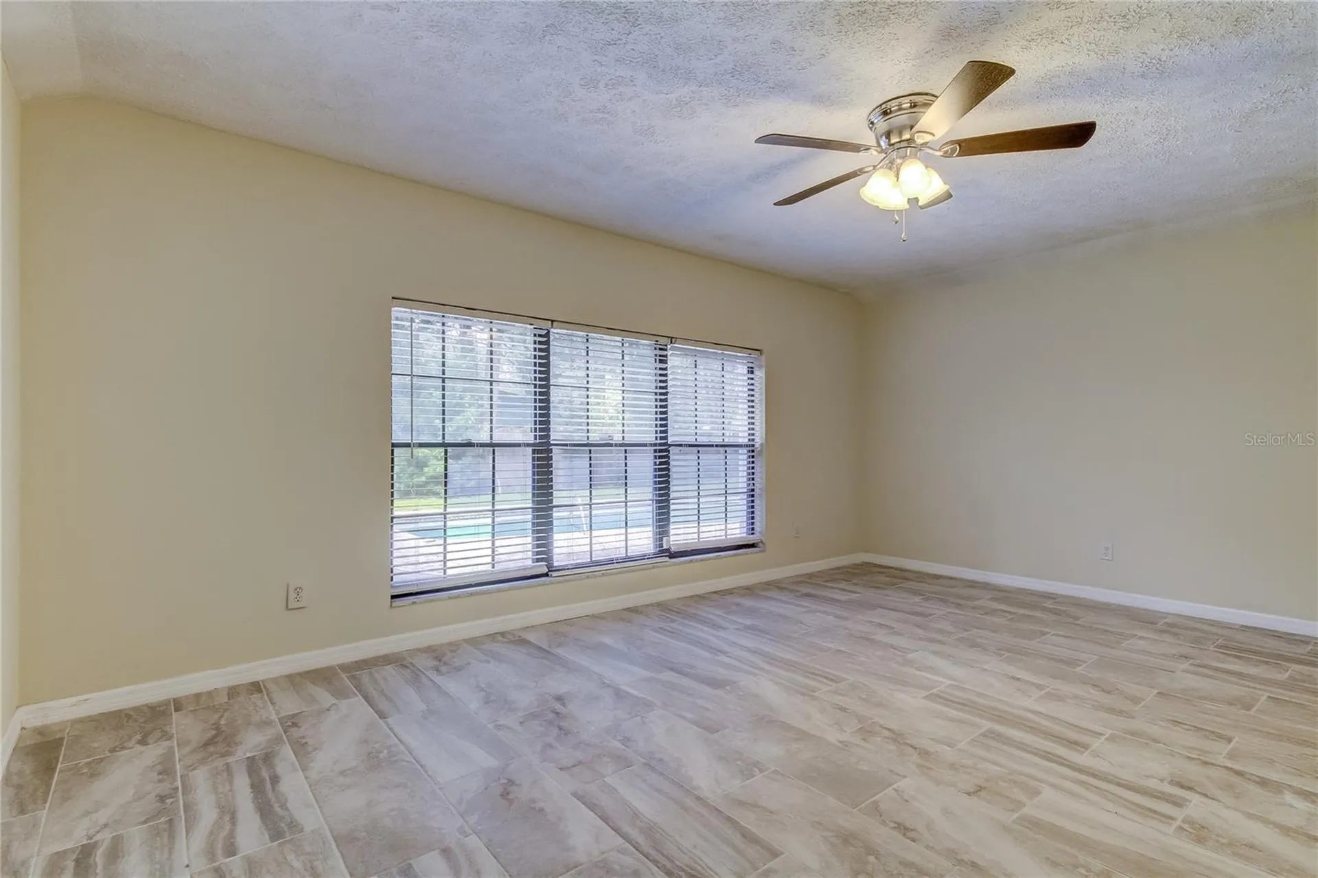 10406 Reclinata Lane Tampa FL 33618