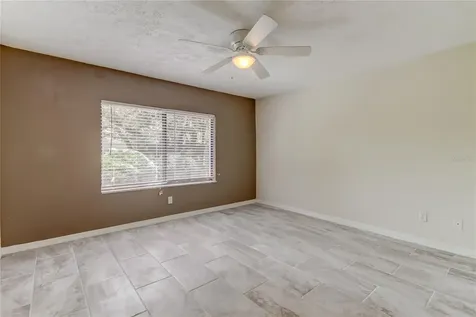 10406 Reclinata Lane Tampa FL 33618