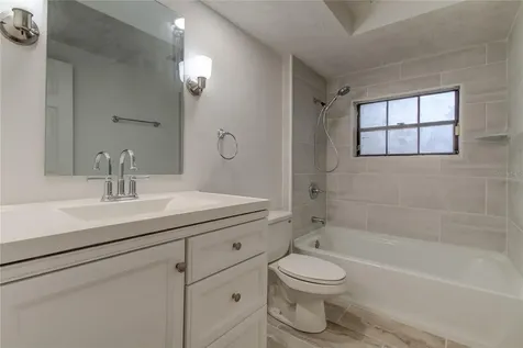 10406 Reclinata Lane Tampa FL 33618