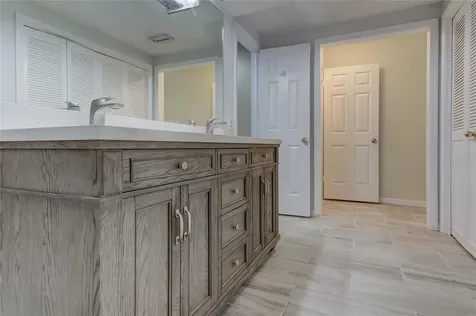 10406 Reclinata Lane Tampa FL 33618