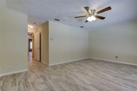 10406 Reclinata Lane Tampa FL 33618