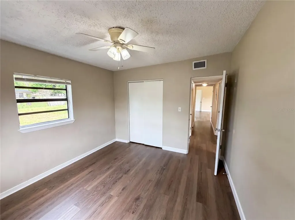 702 S Solandra Drive Orlando FL 32807