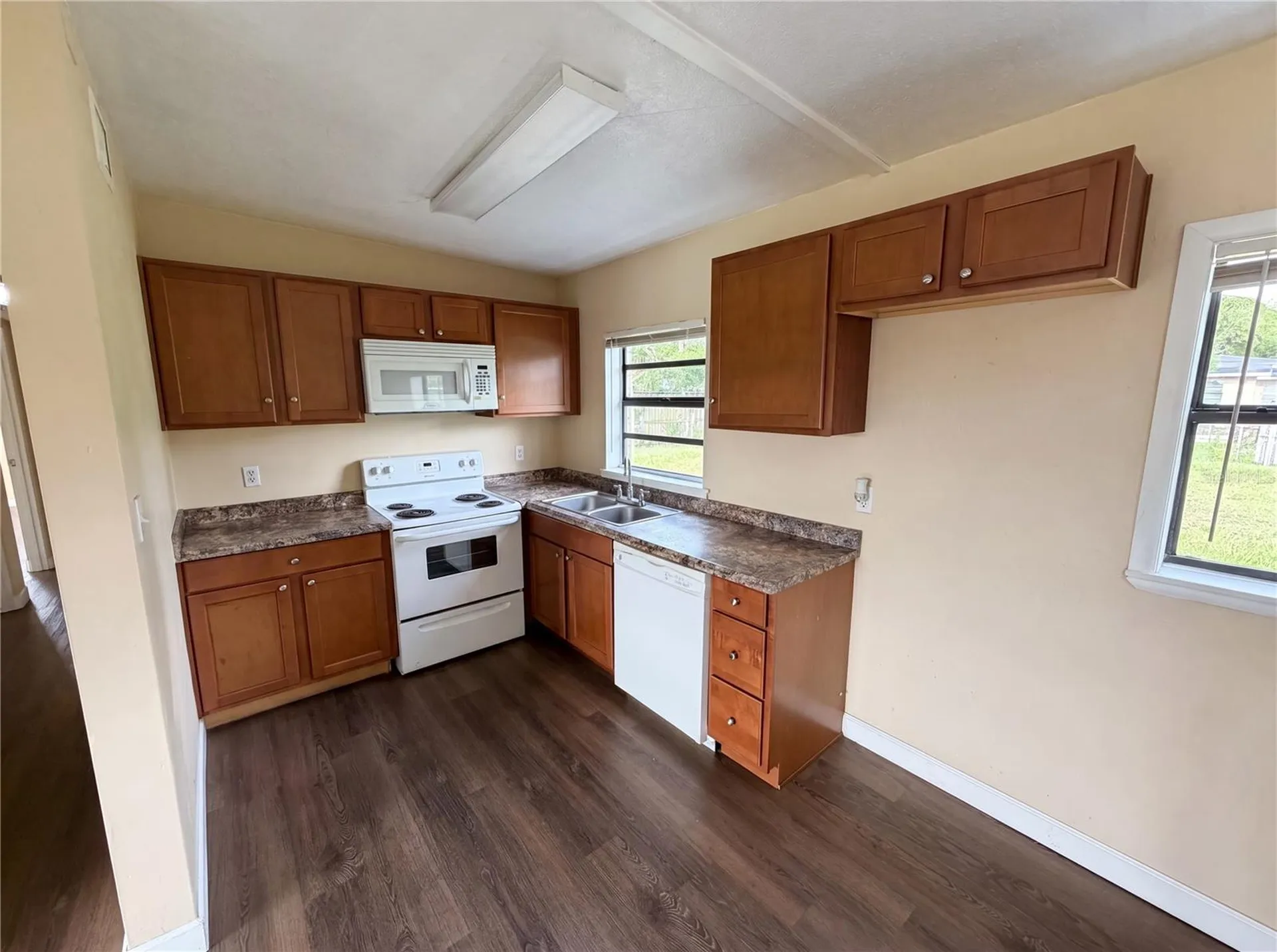 702 S Solandra Drive Orlando FL 32807