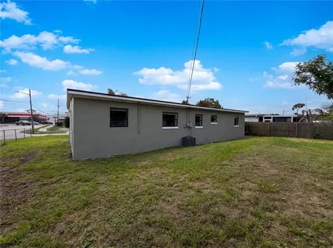 702 S Solandra Drive Orlando FL 32807