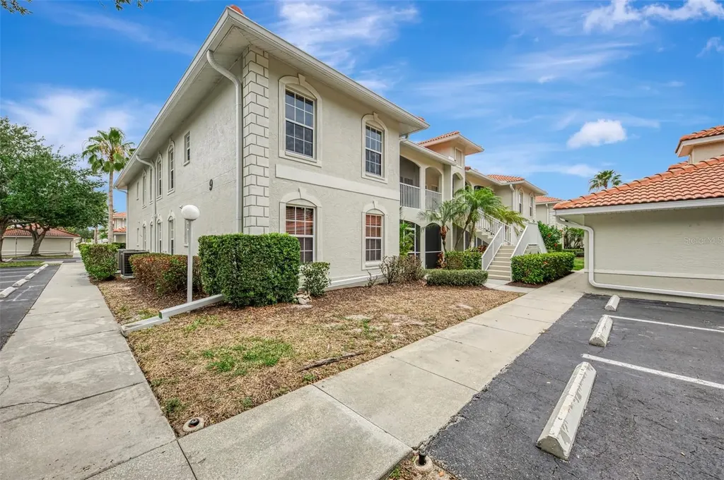 9203 L Pavia Boulevard Venice FL 34292
