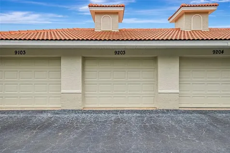 9203 L Pavia Boulevard Venice FL 34292