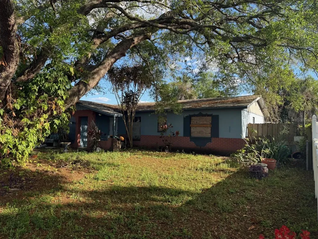7413 Aripeka Drive Tampa FL 33619