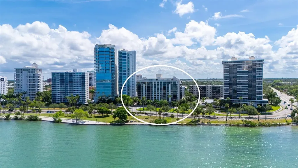707 S Gulfstream Avenue Sarasota FL 34236