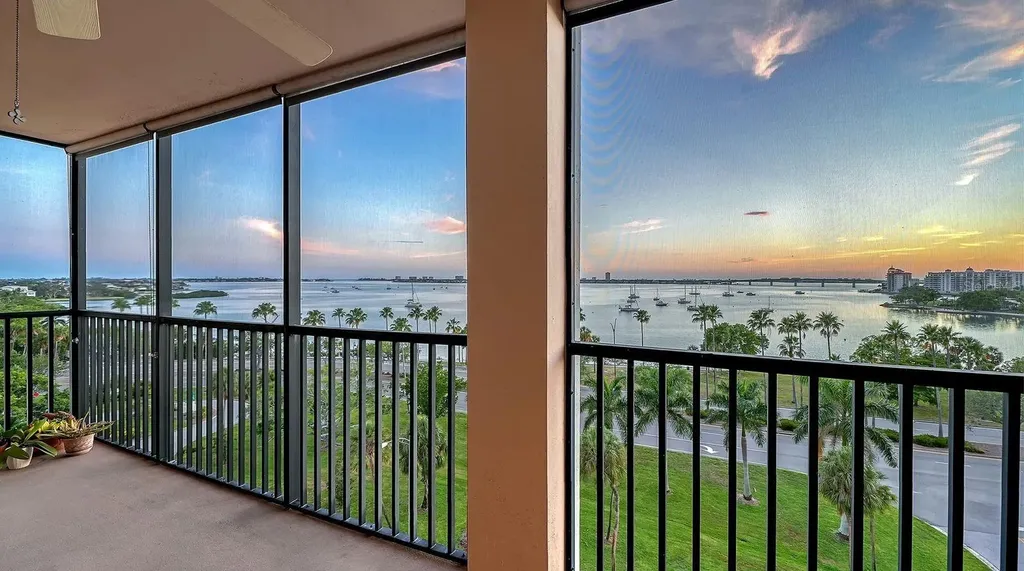 707 S Gulfstream Avenue Sarasota FL 34236