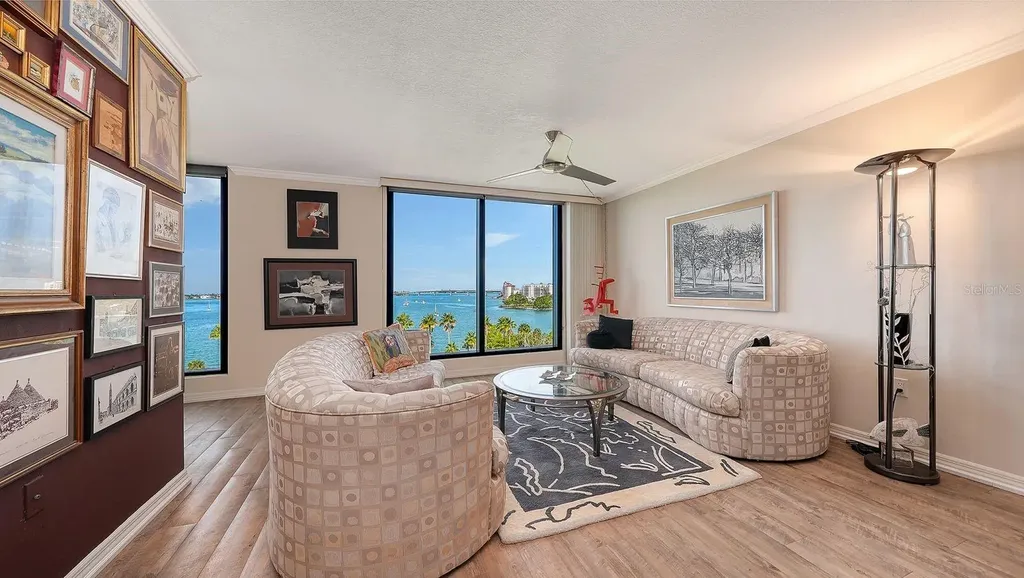 707 S Gulfstream Avenue Sarasota FL 34236