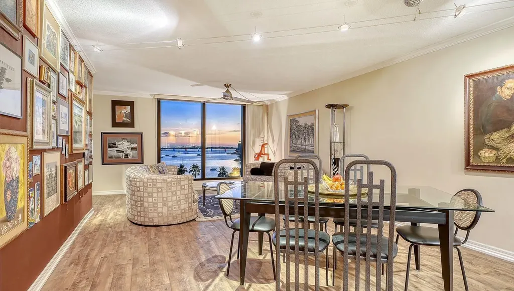 707 S Gulfstream Avenue Sarasota FL 34236