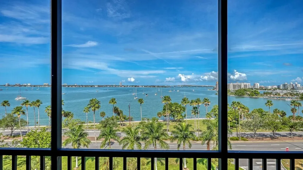 707 S Gulfstream Avenue Sarasota FL 34236