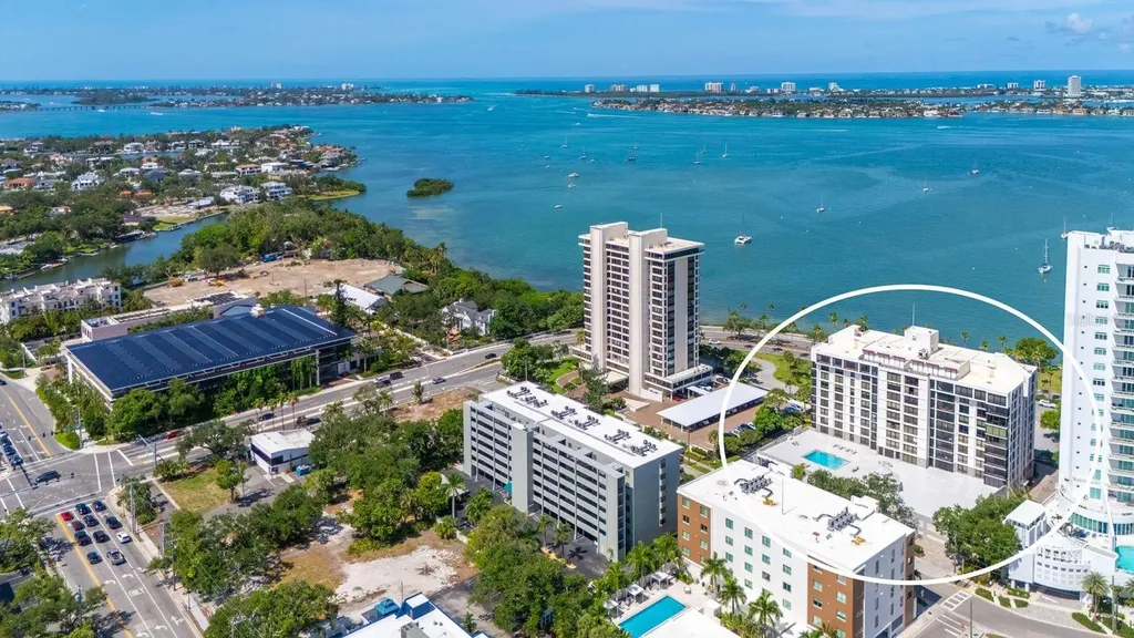 707 S Gulfstream Avenue Sarasota FL 34236